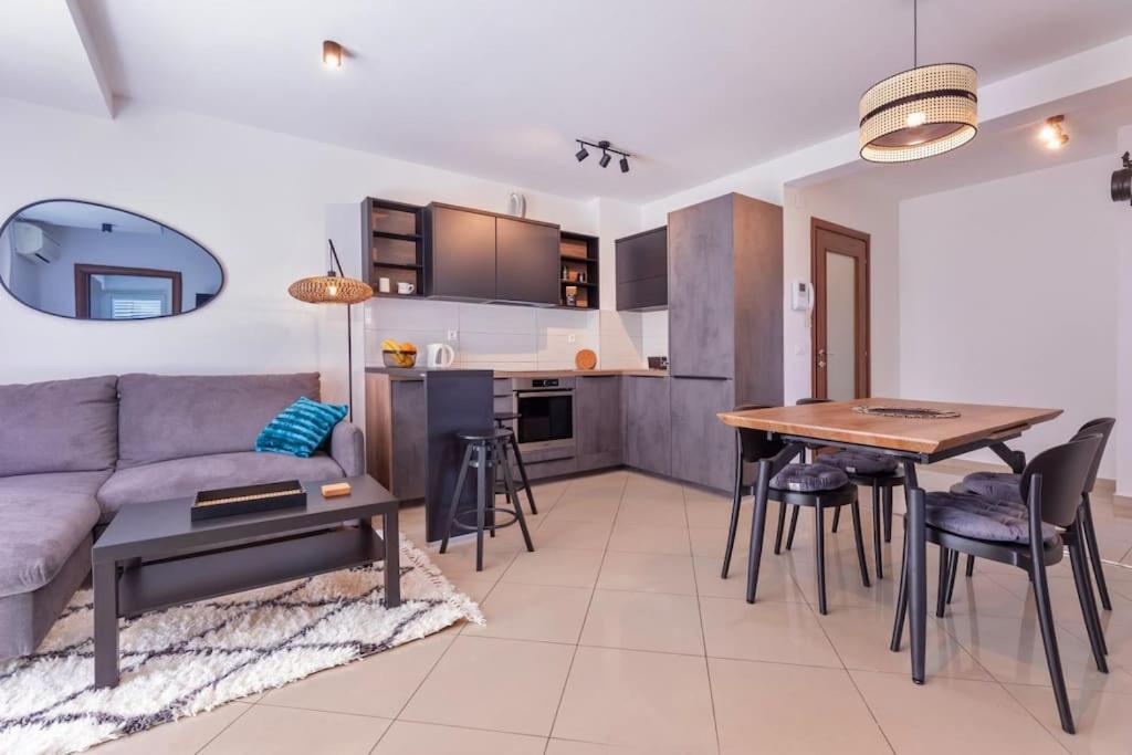 Stylish Two Bedroom Apartment&Garage Parking Place 두브로브니크 외부 사진